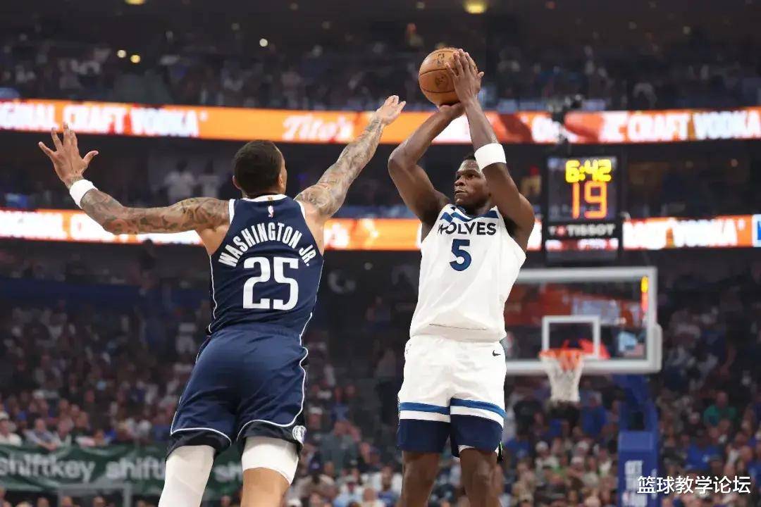 赛前华盛顿奇才调整名单以备NBA总决赛，手感冰凉环节打磨，赛场秩序良好，球队文化再被提及的简单介绍