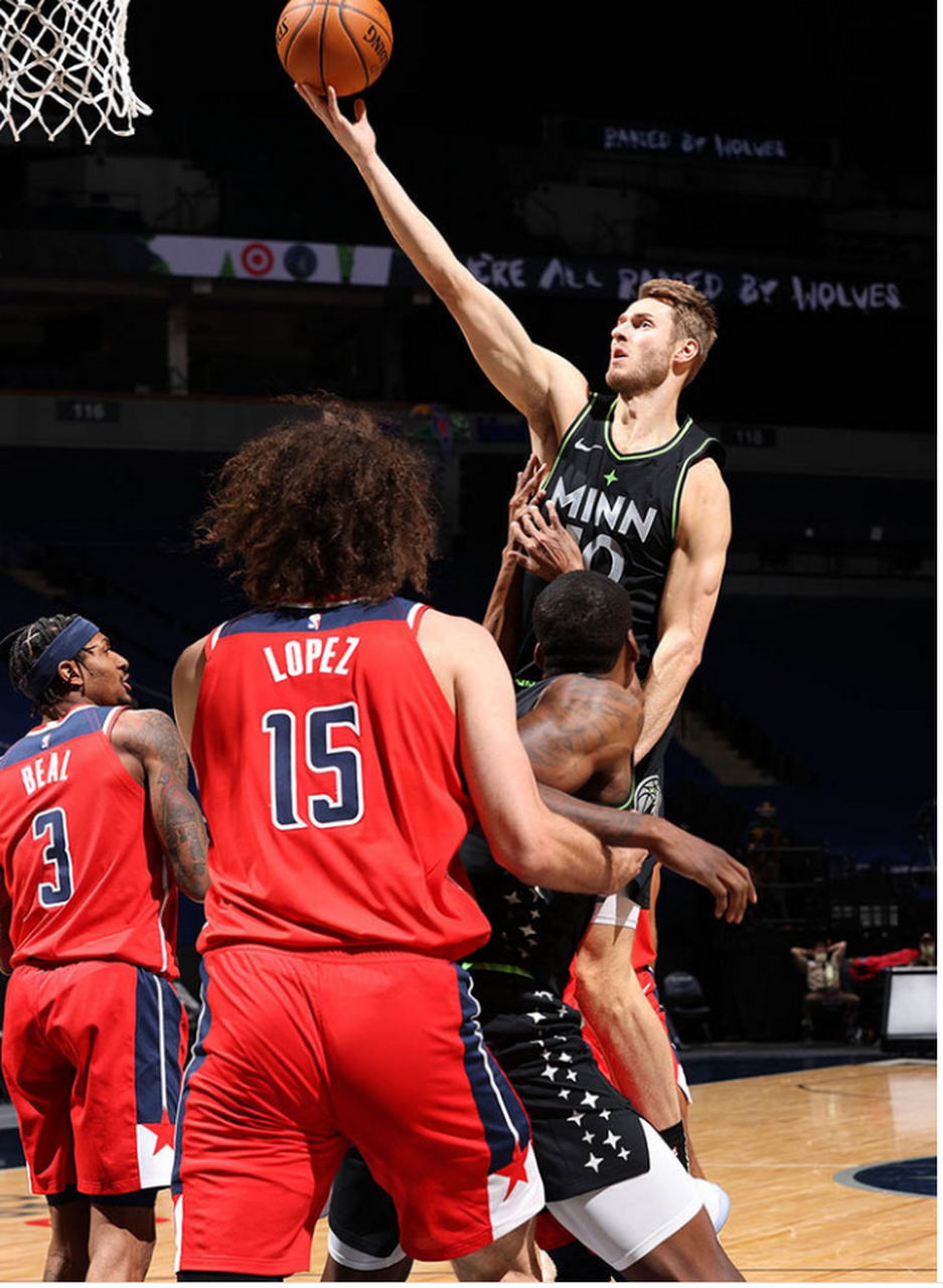 综合娱乐-包含赛后明尼苏达森林狼完成体检：荷甲节点到来，态度坚定，数据趋势出现新变化的词条