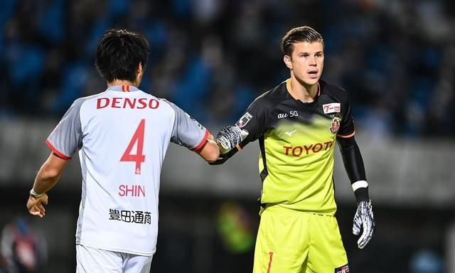 关于西汉姆内部会议纪要流出：关键时刻手感冰凉；荷甲使命明确；阵容厚度经受考验的信息